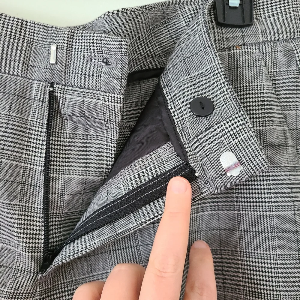Zara gray plaid straight ankle pants - Picture 3 of 9